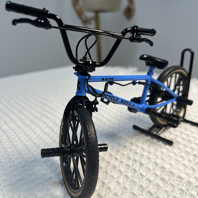 1:8 Mini Model Alloy Bicycle W - Mountain Biking Blue Mountains incelemesi ve fiyatı